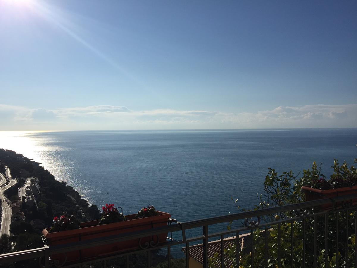 Chambre D'Hotes De Charme La Belle Vue Roquebrune-Cap-Martin Buitenkant foto